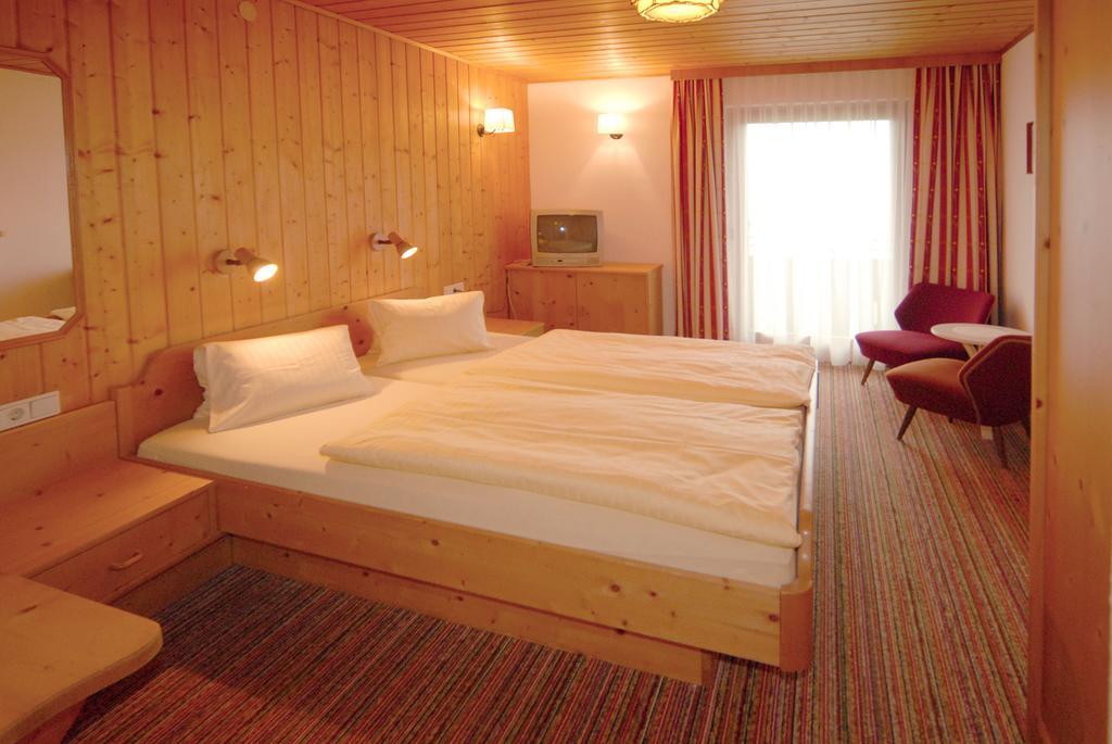 Landhotel Kielhuberhof Ramsau am Dachstein Ruang foto